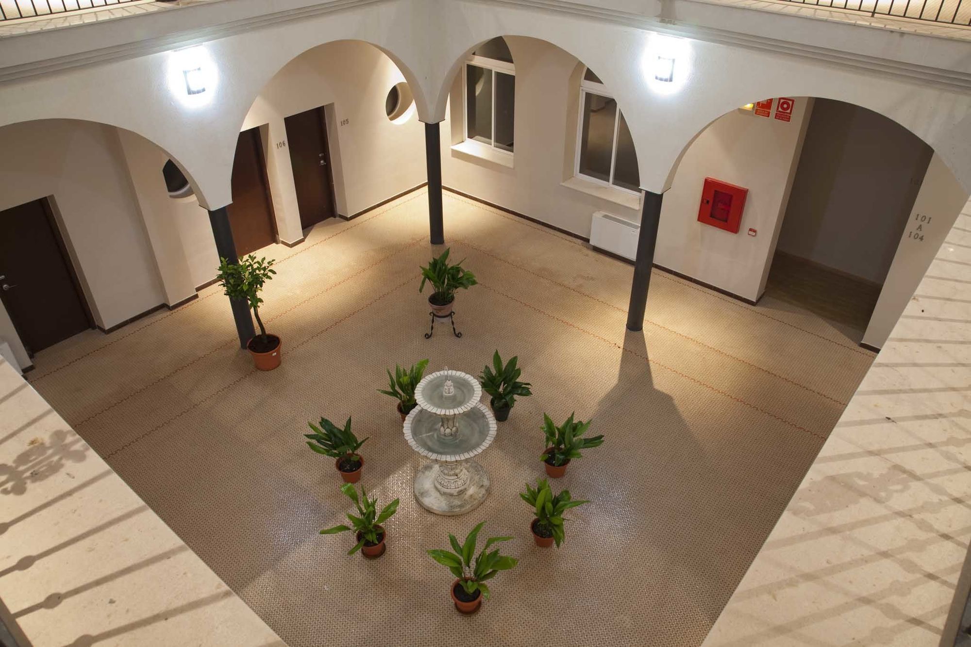 Hotel Ciudad Del Renacimiento à Baeza Extérieur photo